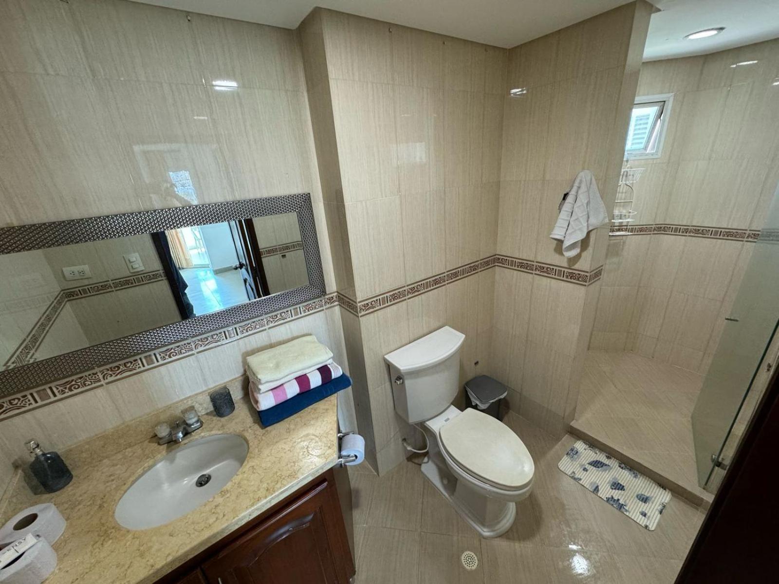 Apartamento En Laguito Ed Torres Del Lago 604 Icdi Cartagena Екстериор снимка